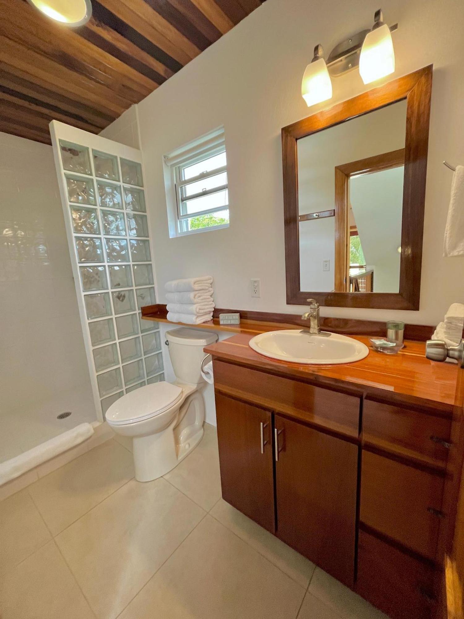 Caribbean Sunrise Villa 키코커 외부 사진